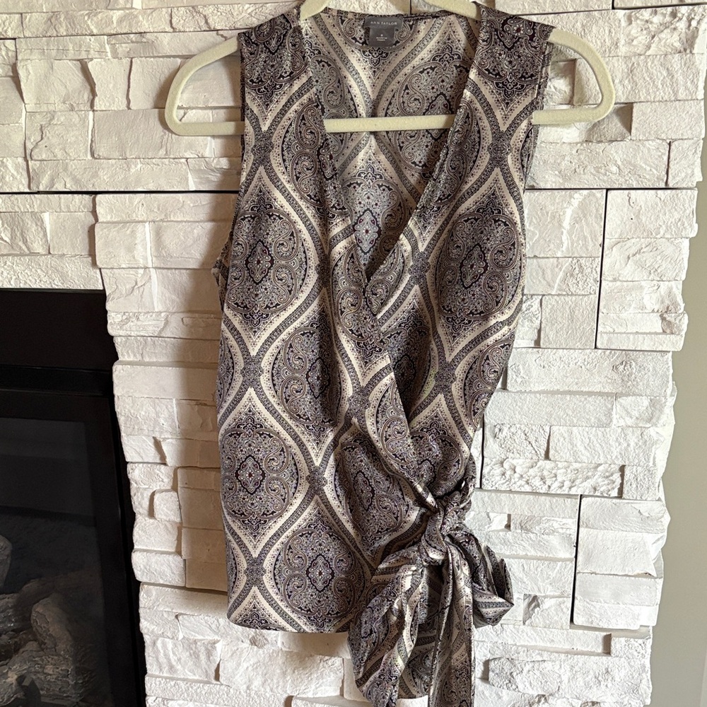 Ann Taylor Black and Cream Paisley Wrap Top